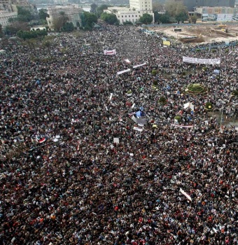 فيديو: الطريق إلى 25 يناير – الثورة المصرية