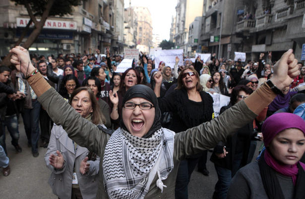 على قهوة في فلسطين…/ نائل الطوخي