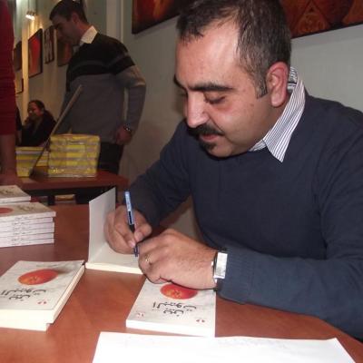 “بلدنا” تحتفي بالكتابة الشابة بأمسية توقيع “بين البيوت” لإياد برغوثي
