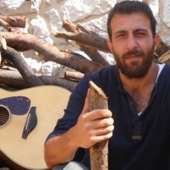 شادي زقطان يغني في حيفا